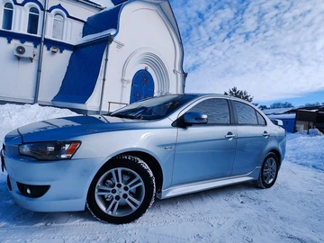 Авто Mitsubishi Lancer 2015 № 8506469