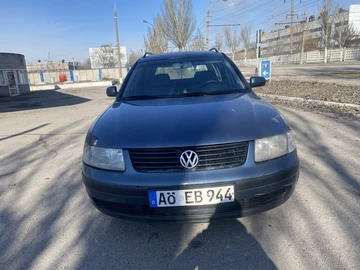 Авто Volkswagen Passat Sedan 2001 № 8506482