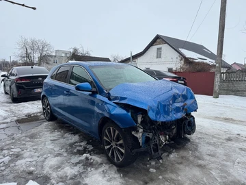Авто Hyundai Elantra 2018 № 8506484