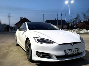 Авто Tesla Model S 2016 № 8506735