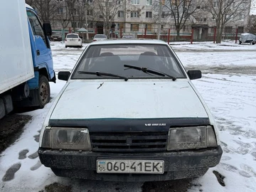Авто ВАЗ 21099 1992 № 8506876