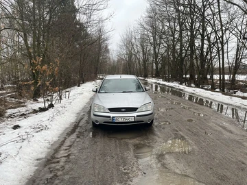 Авто Ford Mondeo 2001 № 8507209