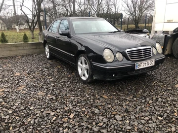 Авто Mercedes E Серия 2000 № 8507214