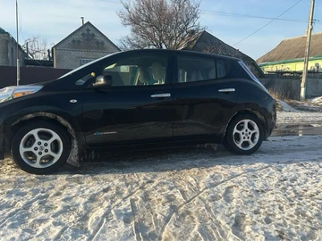 Авто Nissan Leaf 2012 № 8507348