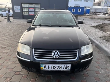 Авто Volkswagen Passat Sedan 2004 № 8508397
