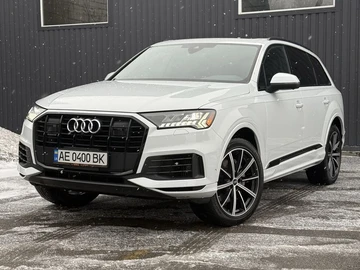 Авто Audi Q7 2023 № 8508409