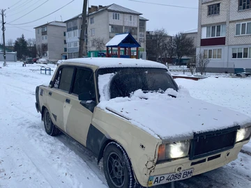 Авто ВАЗ 2107 1999 № 8508456