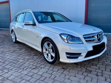Авто Mercedes 220 2011 № 8508462