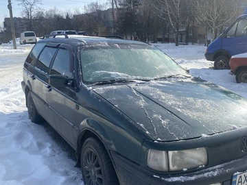 Авто Volkswagen Passat Variant 1989 № 8508562
