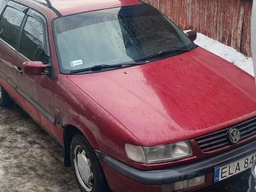 Авто Volkswagen Passat Variant 1993 № 8508578