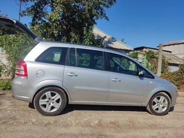 Авто Opel Zafira 2009 № 8508591
