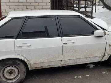 Авто ВАЗ 2109 1995 № 8508610