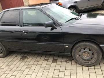 Авто Audi 80 1990 № 8508737