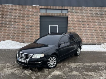 Авто Volkswagen Passat Variant 2006 № 8509000