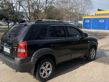 Авто Hyundai Tucson 2009 № 8509015