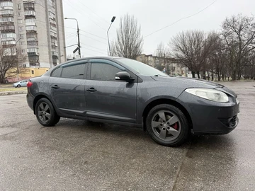 Авто Renault Fluence 2010 № 8509100