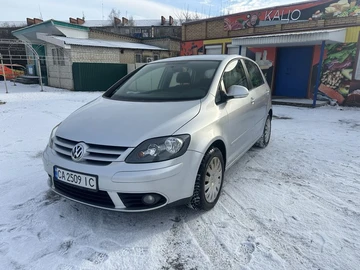Авто Volkswagen Golf Plus 2007 № 8509114