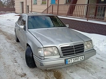 Авто Mercedes 220 1994 № 8509144
