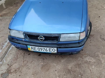 Авто Opel Vectra 1993 № 8509197