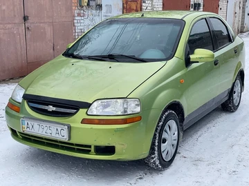 Авто Chevrolet Aveo 2005 № 8509177