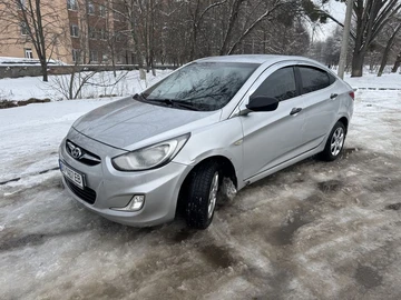 Авто Hyundai Accent 2013 № 8509382