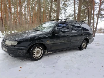Авто Volkswagen Passat Hatchback 1996 № 8509385