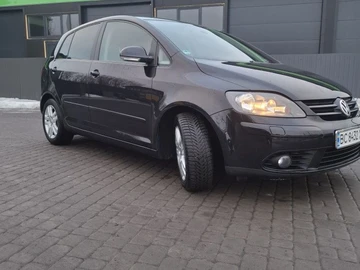 Авто Volkswagen Golf Plus 2007 № 8509438