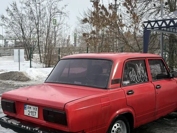 Авто ВАЗ 2107 2000 № 8509611