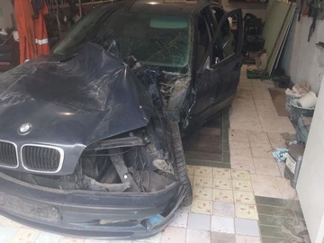 Авто BMW 3 Серия 2001 № 8509635