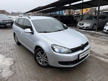Авто Volkswagen Golf 2010 № 8509825