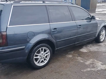 Авто Volkswagen Passat Variant 2001 № 8509835