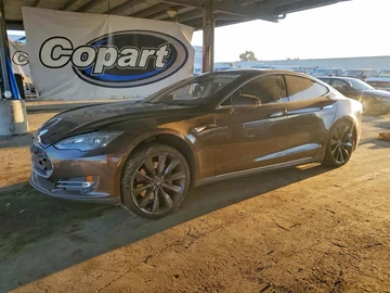 Авто Tesla Model S 2015 № 8509949