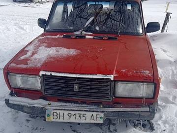 Авто ВАЗ 2107 1995 № 8510135