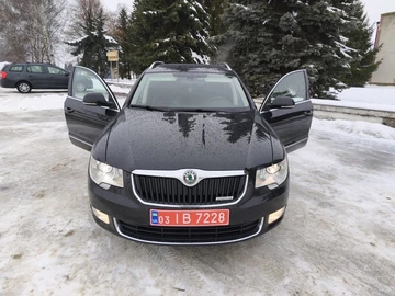 Авто Skoda Superb 2012 № 8510322