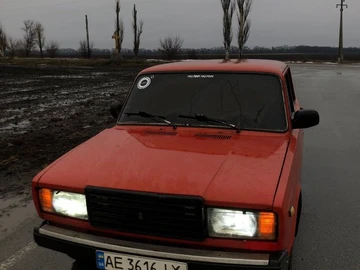 Авто ВАЗ 2107 1992 № 8510330