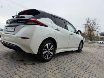 Авто Nissan Leaf 2019 № 8510479