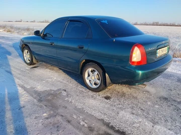 Авто Daewoo Nubira 1998 № 8510628