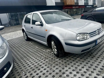 Авто Volkswagen Golf 1998 № 8510722