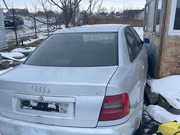 Авто Audi A4 1998 № 8510909