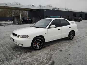 Авто Daewoo Nubira 1998 № 8511135