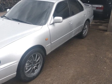 Авто Toyota Camry 1994 № 8511174