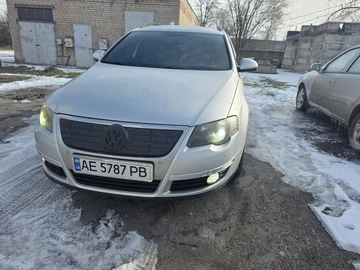 Авто Volkswagen Passat Variant 2008 № 8511189