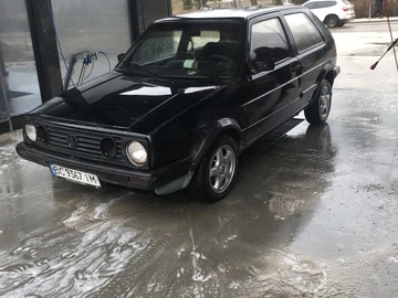 Авто Volkswagen Golf 1987 № 8511224
