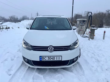 Авто Volkswagen Touran 2014 № 8511260