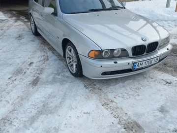 Авто BMW 5 Серия 2001 № 8511522