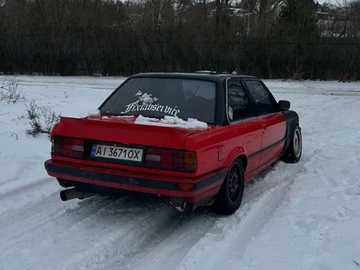 Авто BMW 3 Серия 1987 № 8511784