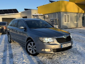 Авто Skoda Superb 2012 № 8511973
