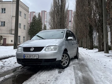 Авто Volkswagen Touran 2005 № 8511979