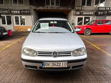 Авто Volkswagen Golf 2002 № 8512062