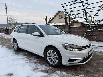 Авто Volkswagen Golf 2017 № 8512076
